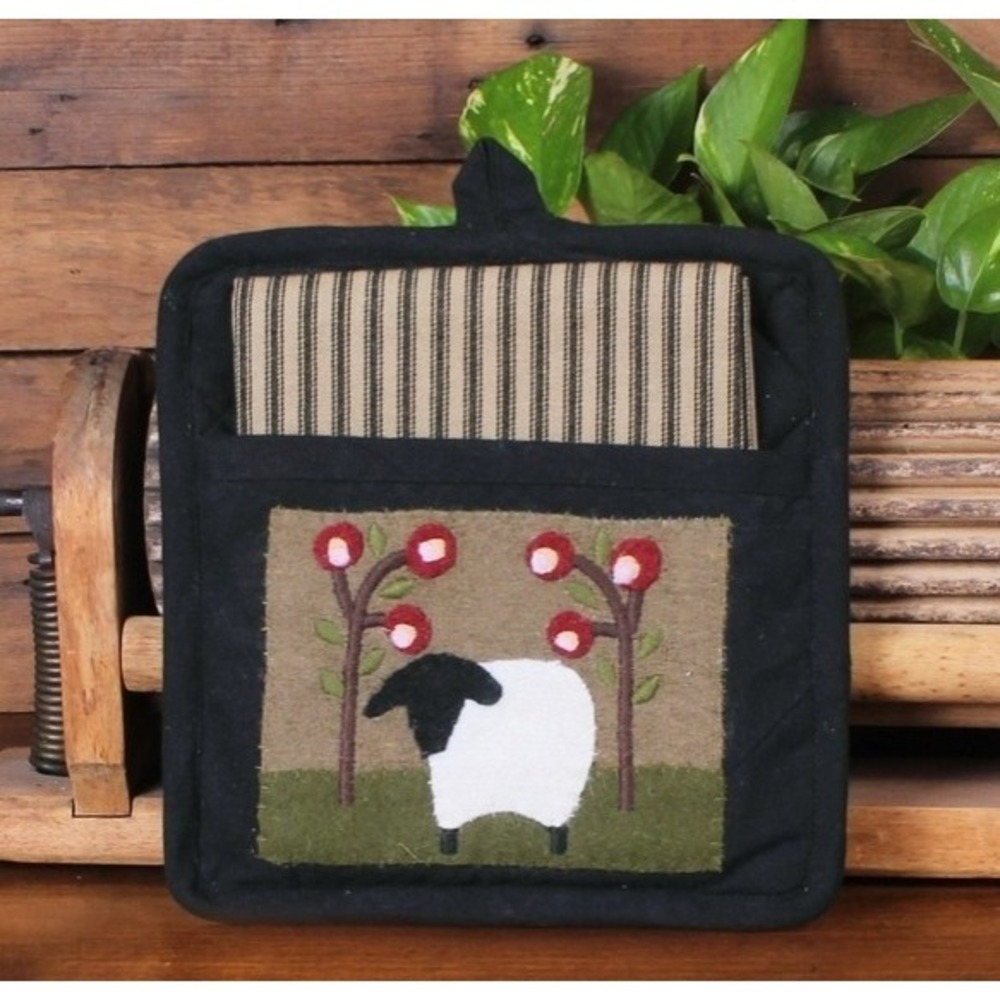 Primitive Sheep in the Grove‎ Pocket Potholder & Linen Towel Set NEW
